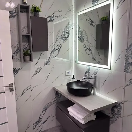 Апартаменты Cristal Нэводари